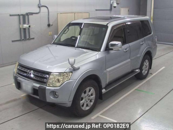 Used 2011 AT mitsubishi pajero V98W Image[0]