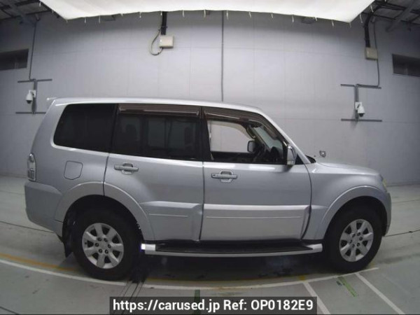 Used 2011 AT mitsubishi pajero V98W Image[2]