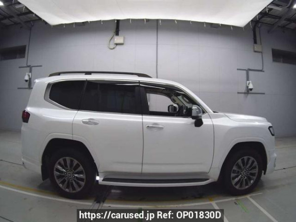 Used 2023 AT toyota land-cruiser VJA300W Image[2]