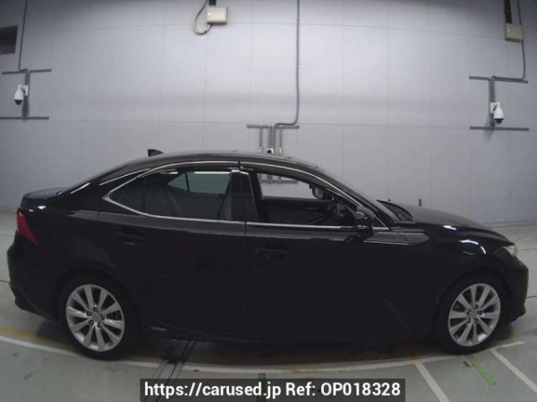 Used 2013 AT lexus is AVE30 Image[2]