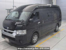 Toyota Hiace Commuter GDH223B