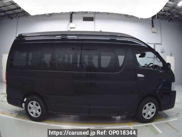 Used 2024 AT toyota hiace-commuter GDH223B Image[2]