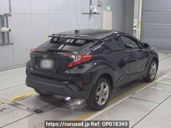 Used 2019 AT toyota c-hr NGX50 Image[1]