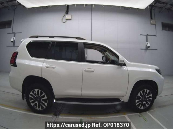 Used 2023 AT toyota land-cruiser-prado GDJ151W Image[2]
