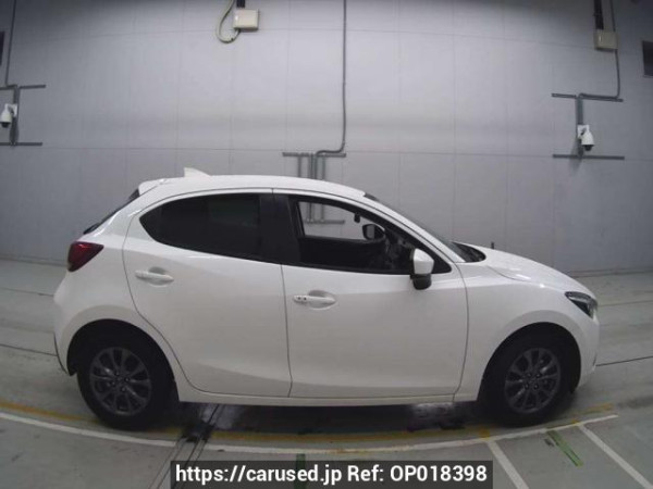 Used 2017 AT mazda demio DJ3FS Image[2]