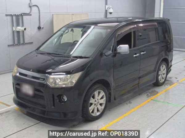 Used 2014 AT mitsubishi delica-d5 CV2W Image[0]