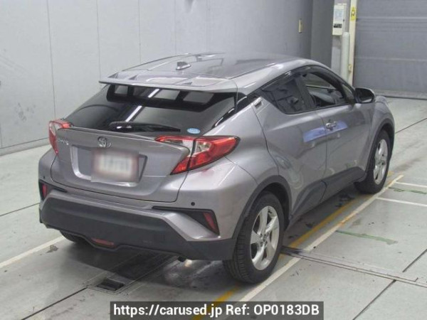 Used 2018 AT toyota c-hr NGX50 Image[1]