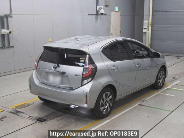 Used 2019 AT toyota aqua NHP10 Image[1]
