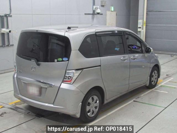 Used 2013 AT honda freed GB3 Image[1]