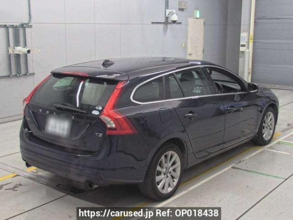 Used 2017 AT volvo v60 FB4154T Image[1]