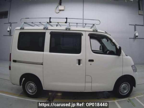 Used 2015 AT toyota liteace-van S402M Image[2]