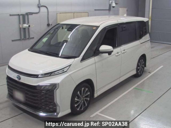 Used 2023 AT toyota voxy ZWR90W Image[0]