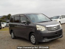 Toyota Noah ZRR75G