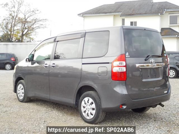 Used 2013 AT toyota noah ZRR75G Image[1]