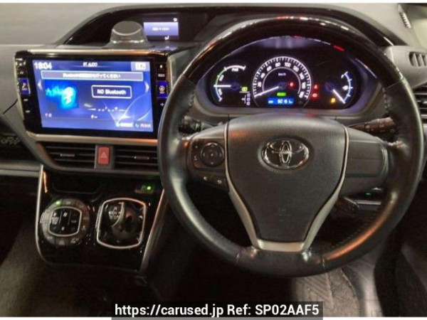 Used 2018 AT toyota esquire ZWR80G Image[2]