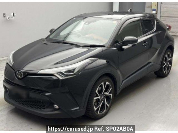 Used 2019 AT toyota c-hr NGX10 Image[0]