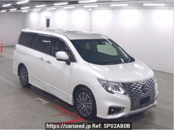 Used 2022 AT nissan elgrand TE52 Image[0]