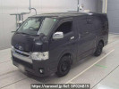 Toyota Hiace Van TRH200V