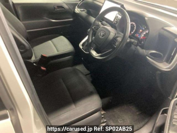 Used 2023 AT toyota voxy MZRA95W Image[2]