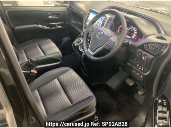 Used 2019 AT toyota voxy ZRR80W Image[2]