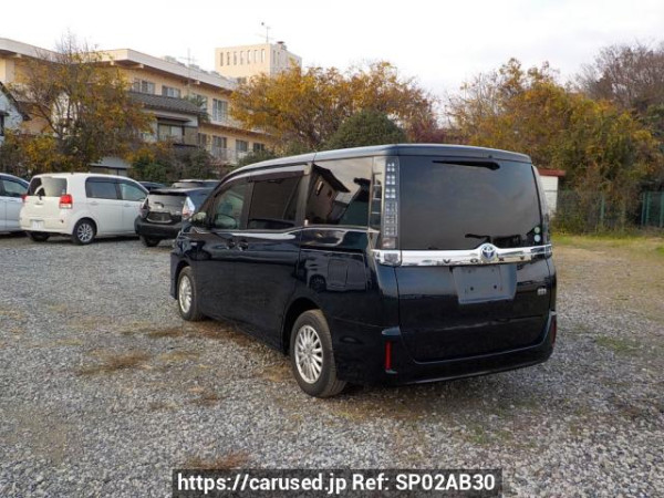 Used 2014 AT toyota voxy ZWR80G Image[1]