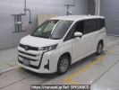 Toyota Noah MZRA95W