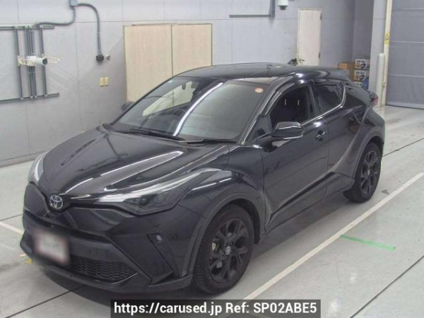 Used 2023 AT toyota c-hr NGX10 Image[0]