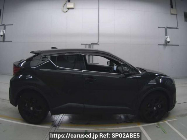 Used 2023 AT toyota c-hr NGX10 Image[2]