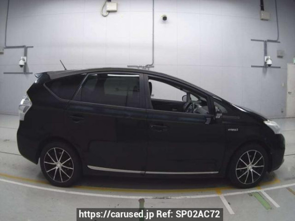 Used 2011 AT toyota prius-alpha ZVW41W Image[2]