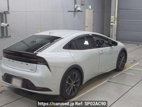 Used 2023 AT toyota prius MXWH60 Image[1]