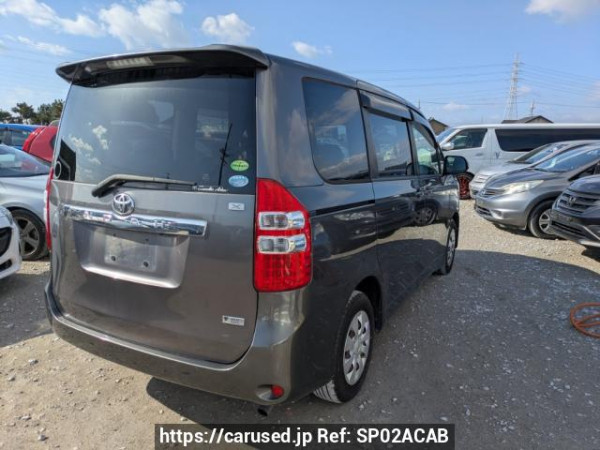 Used 2013 AT toyota noah ZRR70G Image[1]