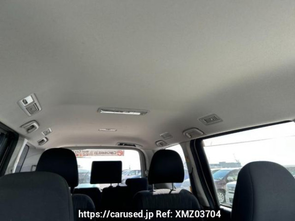 Used 2010 AT toyota voxy ZRR70W Image[18]
