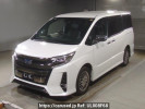Toyota Noah ZWR80W