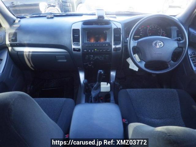 Buy Used 2004 Toyota Land Cruiser Prado VZJ120W (XMZ03772