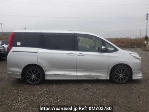 Used 2014 AT toyota noah ZRR80G Image[7]