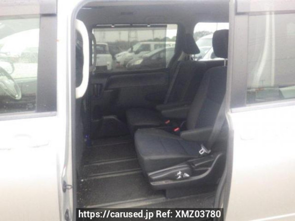 Used 2014 AT toyota noah ZRR80G Image[14]