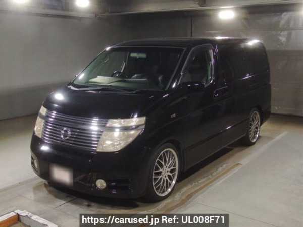 Used 2004 AT nissan elgrand E51 Image[0]