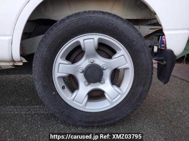 Buy Used 2004 Mazda AZ-Offroad JM23W (XMZ03795) - Carused.jp