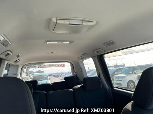 Used 2008 AT toyota voxy ZRR70W Image[11]