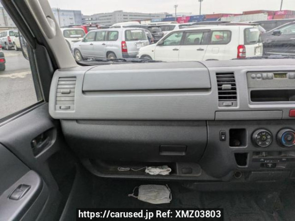 Used 2006 AT toyota hiace-van TRH200K Image[25]