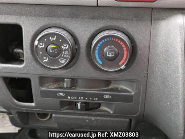 Used 2006 AT toyota hiace-van TRH200K Image[30]