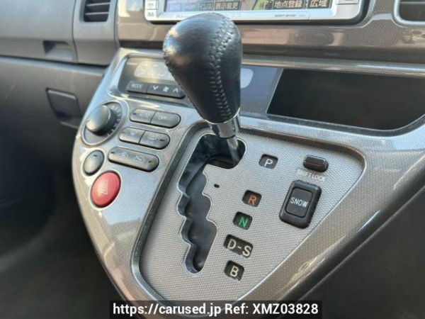 Used 2005 AT toyota wish ANE10G Image[28]