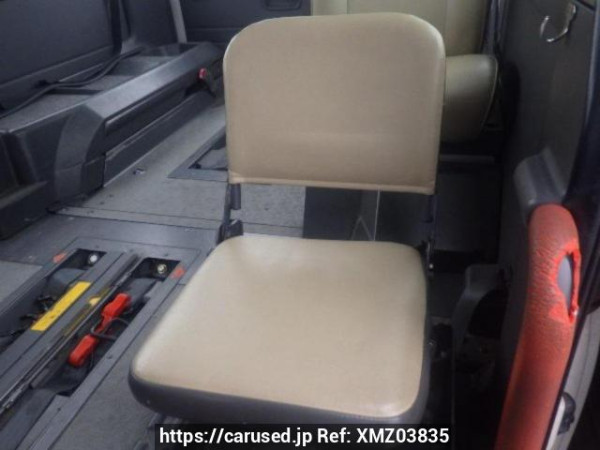 Used 2004 AT nissan caravan-bus DWMGE25 Image[15]