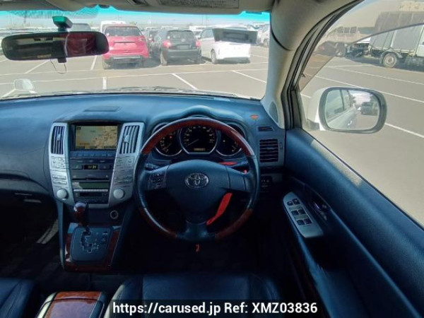 Used 2003 AT toyota harrier MCU30W Image[18]