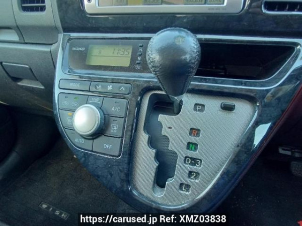 Used 2009 AT toyota wish ZNE14G Image[25]