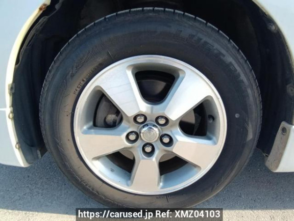 Used 2004 AT toyota wish ZNE10G Image[29]