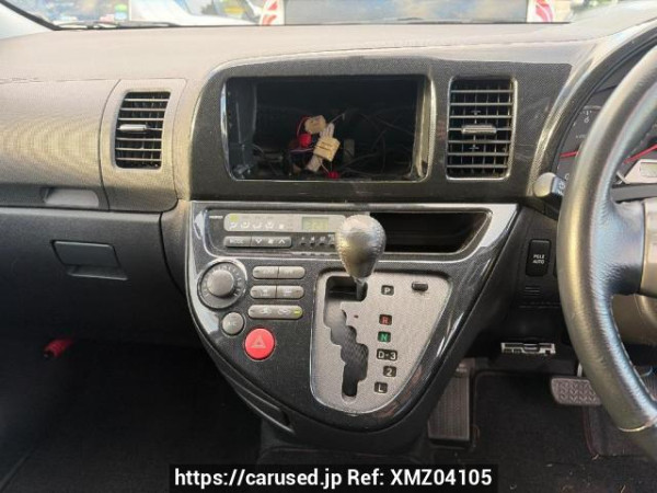 Used 2004 AT toyota wish ZNE14G Image[11]