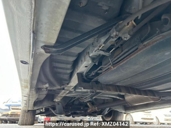 Used 2004 AT toyota alphard MNH10W Image[40]