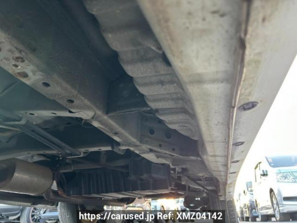 Used 2004 AT toyota alphard MNH10W Image[41]