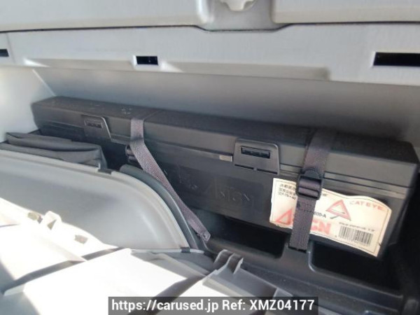 Used 2002 AT toyota hilux-surf RZN215W Image[40]